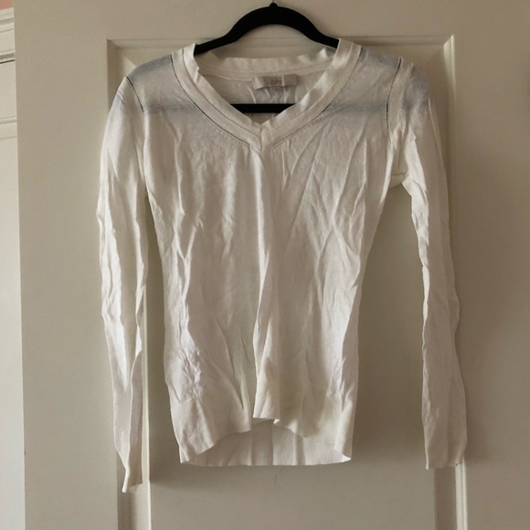 White sweater - Picture 1 of 2